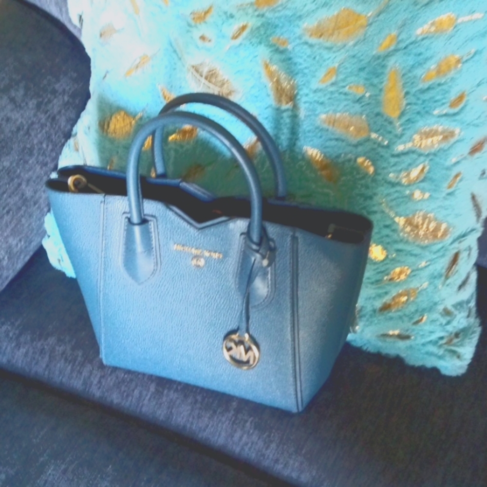 Michael Kors leather crossbody blue medium